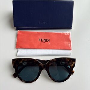 Fendi Women's Tortoiseshell Pattern Sunglasses